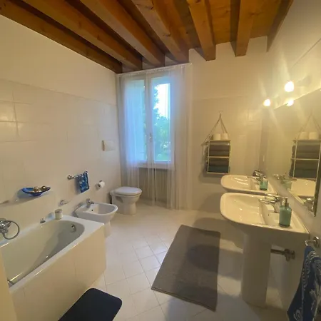 Al Rustico 招待所 *